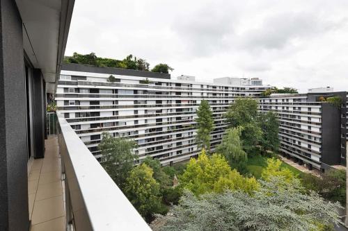 Photo de la galerie de l'établissement Pret à usage & Commodat 14 Rue des Sablons Metro Trocadero - 30 nuitées minimum -, à Paris