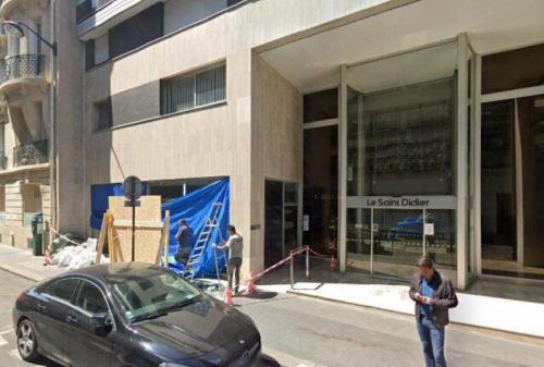 Photo de la galerie de l'établissement Pret à usage & Commodat 14 Rue des Sablons Metro Trocadero - 30 nuitées minimum -, à Paris