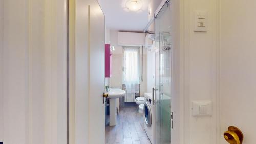 A bathroom at Hannalore - By Ligooria