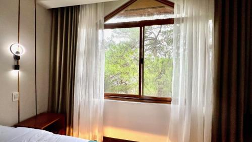 Gallery image of Forest views at Forest lodge, CJH-private unit 572 in Baguio