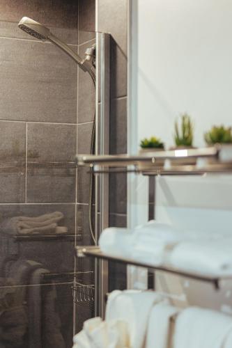 Un baño de Motel le Point de Vue
