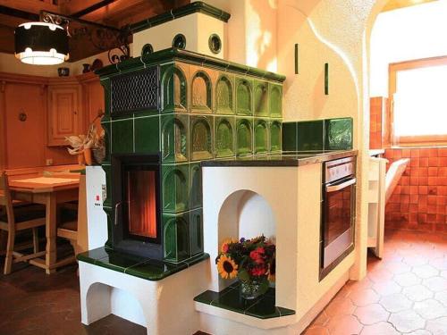 Una cocina o cocineta en Lima Alpine Lodges - Almhaus Petra