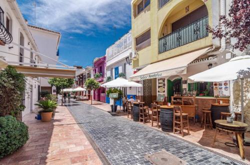 Impressive apartment with 3 bedrooms metres from the beach photo 2