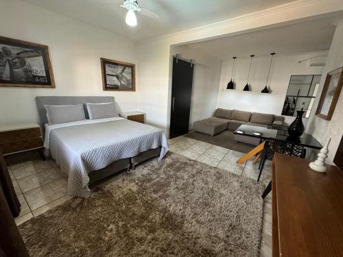 Postel nebo postele na pokoji v ubytování Medieval Hotel