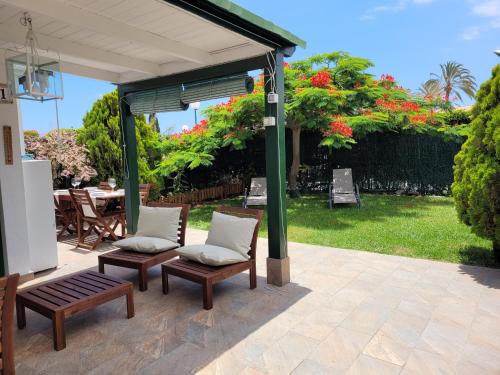 VV Sweet Flamboyan Playaflor 1 "by henrypole home"