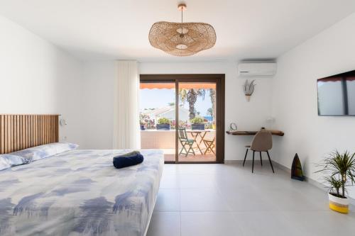 Beachside Surf & Sun Villa Playa las Americas