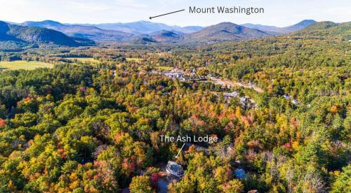 an autumn view of the mountain town of the ash lodge at Minutes to Downtown & National Forest Ash Lodge in Conway
