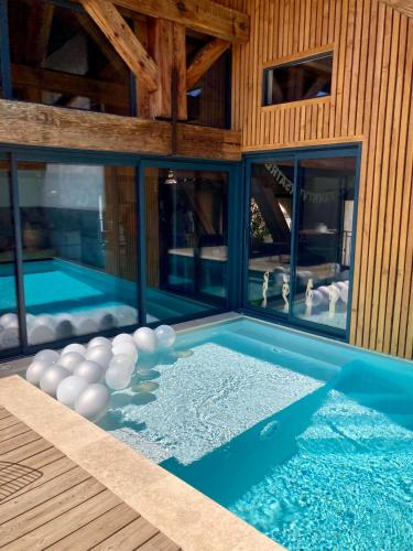 Vignerone atypique proche du canal du midi à 30 min des plages