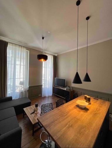Air-Conditioned Apartment Historic Heart City
