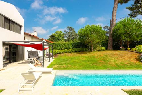 LES PINS - KEYWEEK swimming pool garden biarritz photo 3