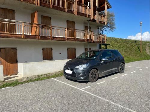 Photo de la galerie de l'établissement Aux Milnuits, à Albiez-Montrond