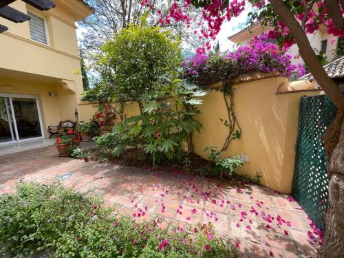 Golf Villa in Marbella, Frontline Golfvilla in RioReal Golf photo 11