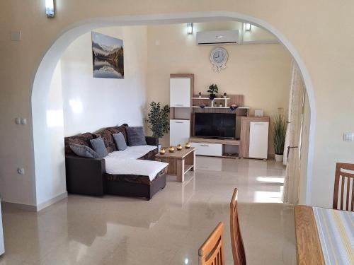 Apartments with parking space Seline, Paklenica - 23552