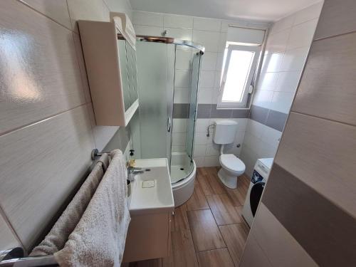 Apartments with parking space Seline, Paklenica - 23552