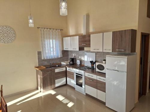 Apartments with parking space Seline, Paklenica - 23552