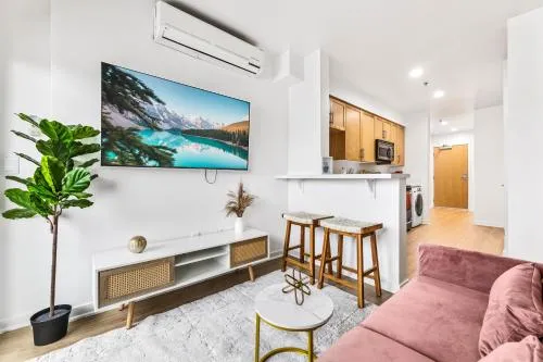 Amazing studio in SM Promenade! Free parking! photo 1
