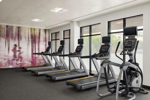 a row of treadmills in a fitness room at Courtyard by Marriott Omaha East/Council Bluffs, IA in Council Bluffs