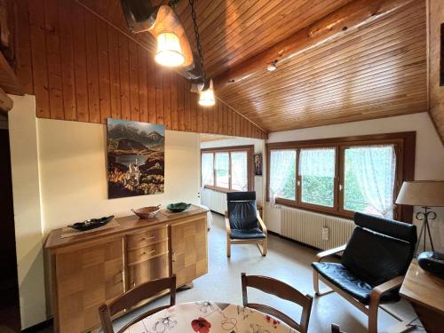 Appartement 5 pers, Autrans: confort, animaux admis, parking et jardin - FR-1-737-87