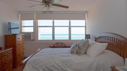 Llit o llits en una habitació de Atlantic View