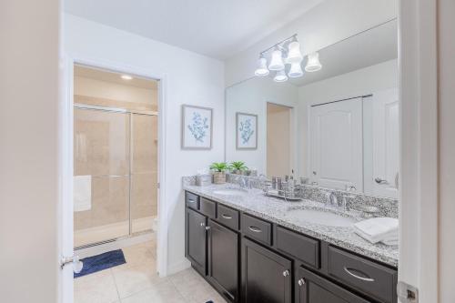 Cozy 5 Bed, wonderful clubhouse, Close to Disney photo 31