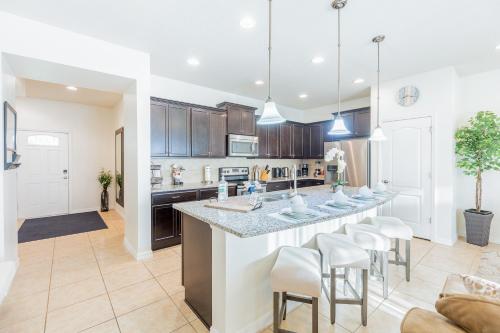 Cozy 5 Bed, wonderful clubhouse, Close to Disney photo 121