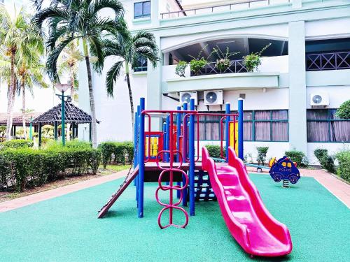 Kawasan permainan kanak-kanak di Costa by C Homestay Malacca