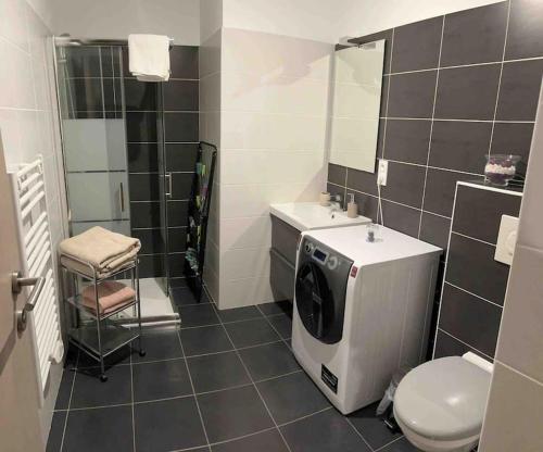 Ένα μπάνιο στο 2 pièces magnifique vue mer et montagne