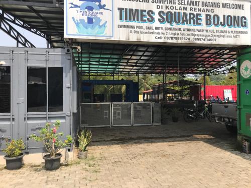 Φωτογραφία από το άλμπουμ του Times Square Motel SYARIAH ONE σε Bojong