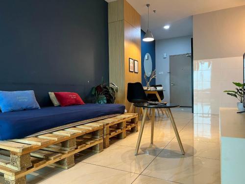 Ruang duduk di Hush Inn at ITCC Manhattan Suites