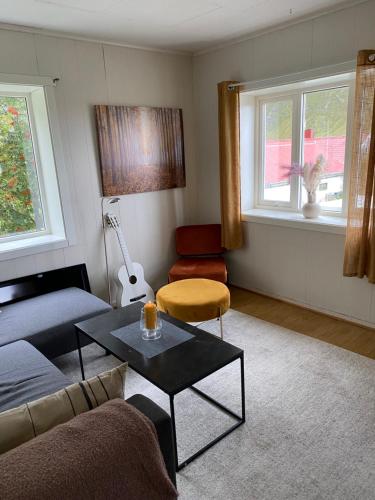 Posezení v ubytování Unstad Surfpacker Hostel