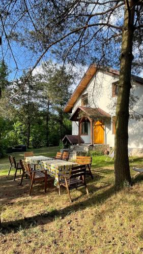 Taman di luar Agroturystyka Dom Wśród Sosen