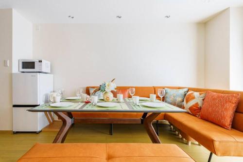 Namba 6 minutes Entire Private 3rd Floor Facility