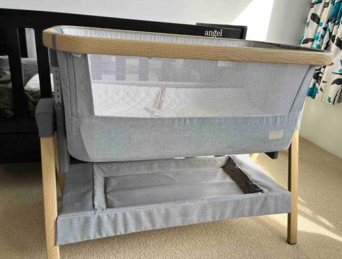 a drawer in a bunk bed with a mattressitures at Private guest suite near the airport 1-4 guests in Auckland