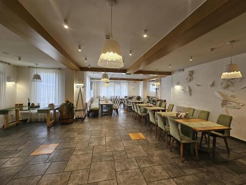 Restoran atau tempat lain untuk makan di Casa Iustin