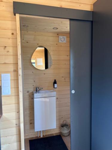 Fotografie z fotogalerie ubytování La tiny house sainte victoire v destinaci Meyreuil