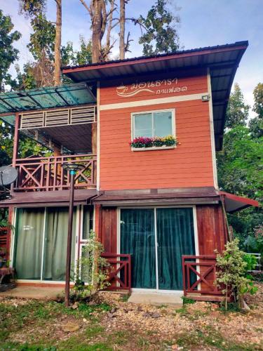 Bangunan di mana terletaknya resort