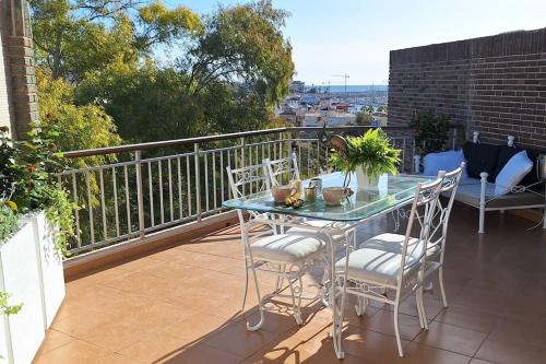 Seaview Penthouse Apartment