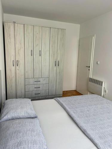 Gallery image of Apartman Hilandarska in Lukavica