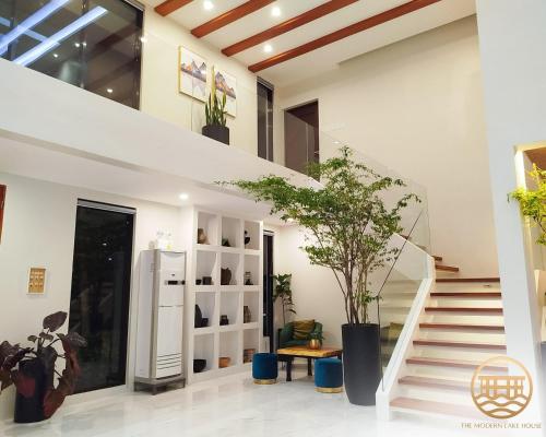Gambar di galeri bagi The Modern Lake House di Rizal