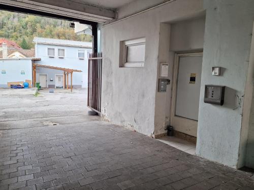 an empty room with a door in a building at Gudzevic FU A 4 in Gloggnitz