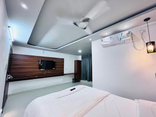 Fotografie z fotogalerie ubytování 4 Star Hotel SRS Grand v destinaci Hajdarábád