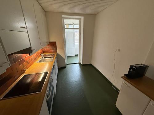 Dapur atau dapur kecil di Artsy und Cosy nahe Norvatis Campus in Basel St Johann