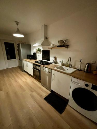 Photo de la galerie de l'établissement Appart cosy Nantes saint Jacques, à Nantes