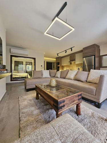 The Luxe Retreat and Uniqueness