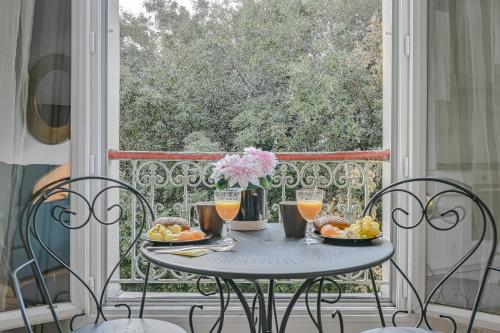 Le Poétique niché au pied du Sacré-Cœur