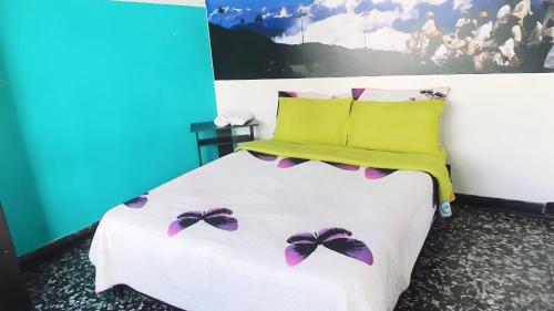 Letto o letti in una camera di 82Hostel