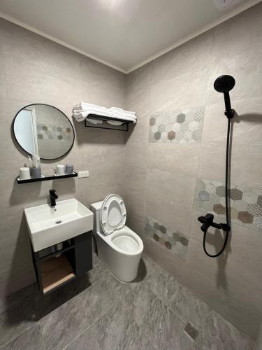 Ένα μπάνιο στο Dongzi Dongzi Wellness B&B