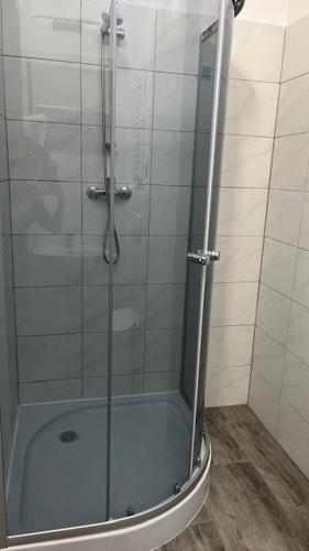 Ένα μπάνιο στο Apartamenty Marciniak