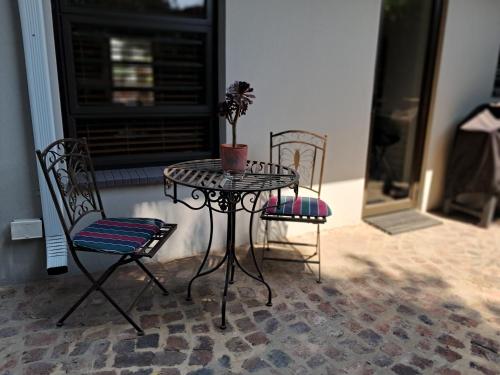 Patio nebo venkovní prostory v ubytování Jasmine Guest Cottage