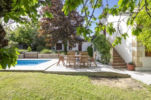 Πισίνα στο ή κοντά στο Villa Miramont